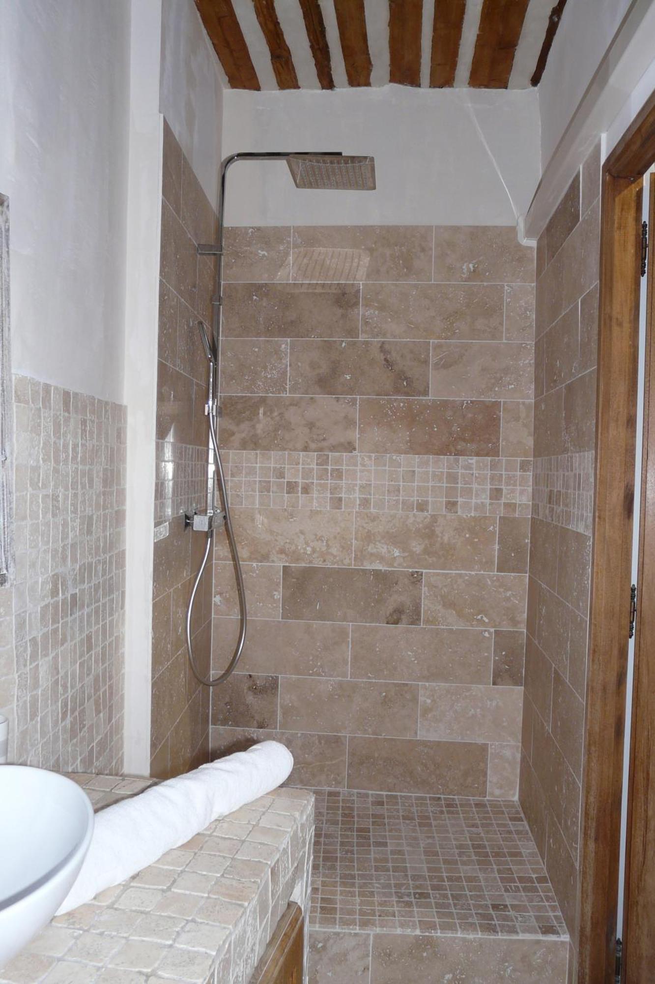 Duplex En Plein Centre Apartman L'Isle-sur-la-Sorgue Kültér fotó