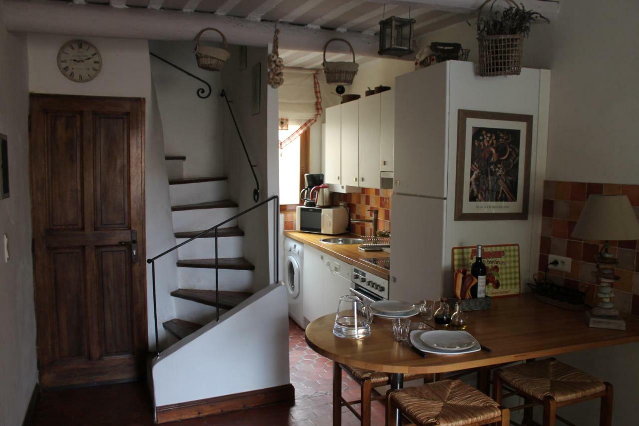Duplex En Plein Centre Apartman L'Isle-sur-la-Sorgue Kültér fotó
